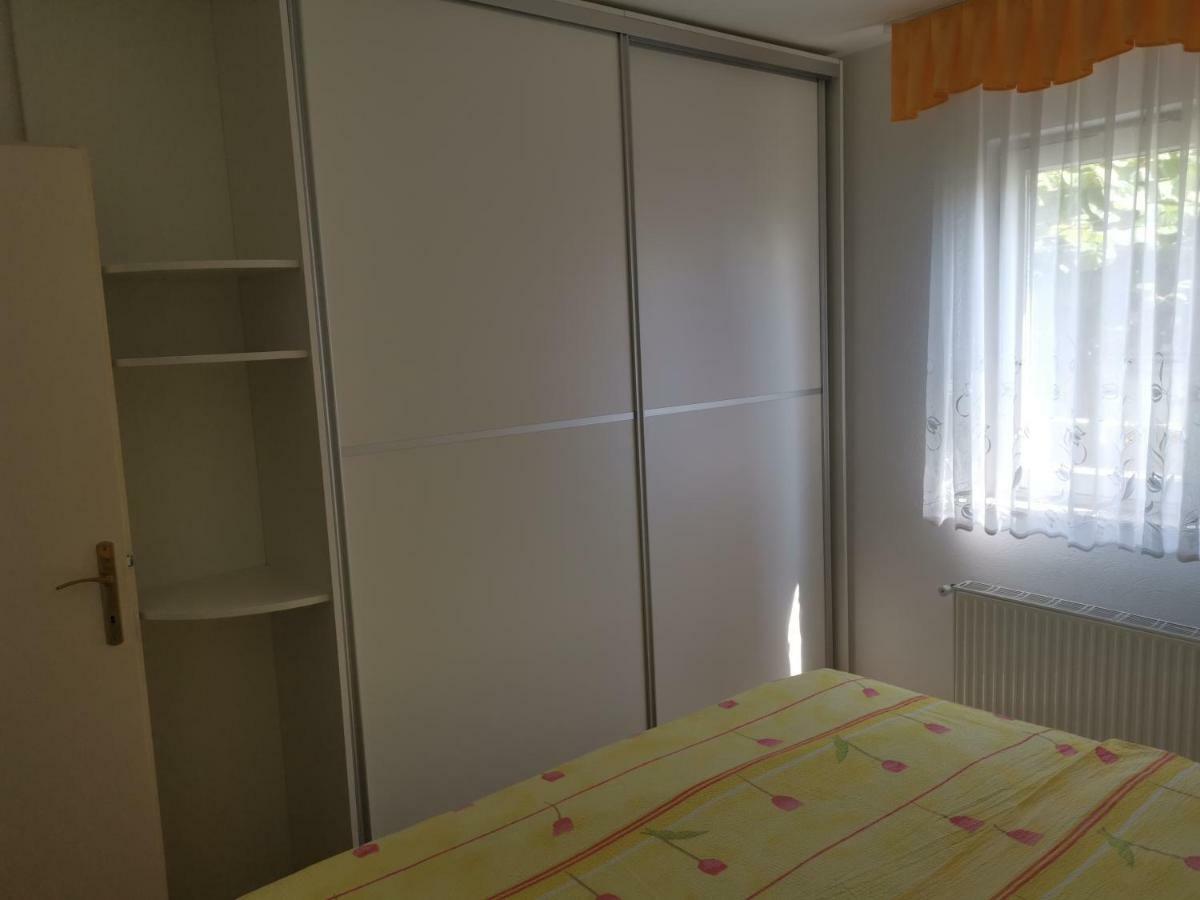 Apartma Soncek Premantura Eksteriør billede